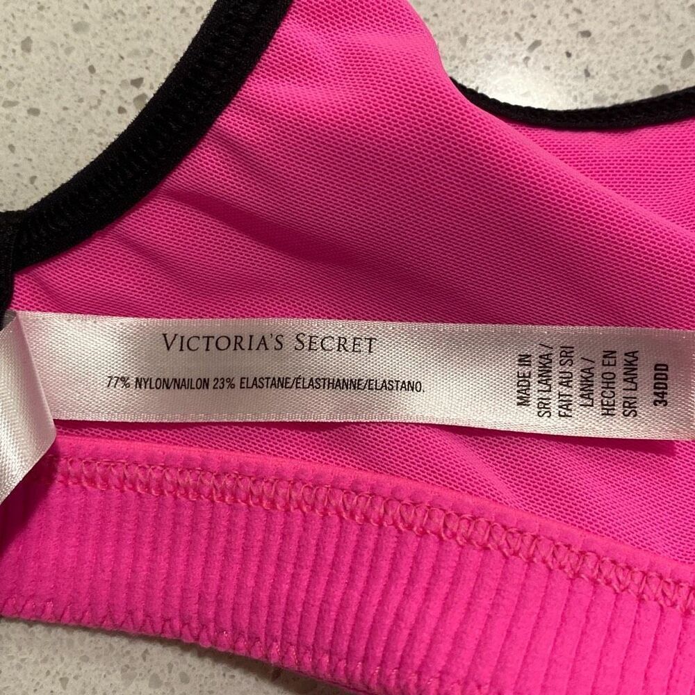 Victoria’s Secret sports bra size 34DDD - Picture 6 of 7
